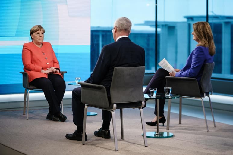 La primera ministra Angela Merkel defendió los planes de reactivación. (ARCHIVO)