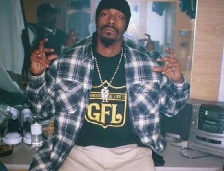 Nunca he votado un día en mi vida, pero este año creo que voy a salir y votar porque no puedo soportar ver a este punk en el cargo un año más', le dijo Snoop Dogg al programa radial Real 92.3. (INSTAGRAM)