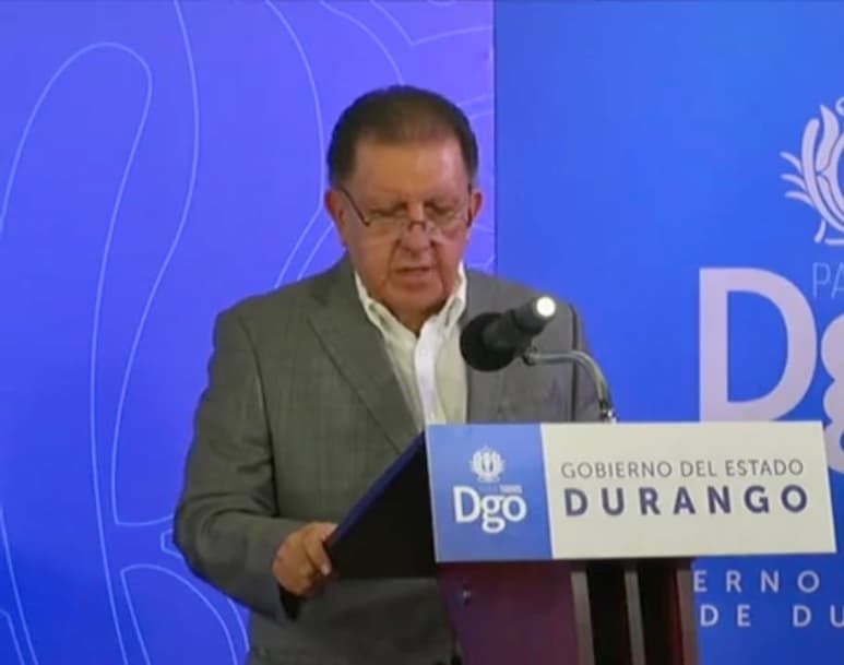 Fue el gobernador de Durango quien informó ayer que Ramón Tomás Dávila Flores le había presentado su renuncia. (EL SIGLO DE TORREÓN)
