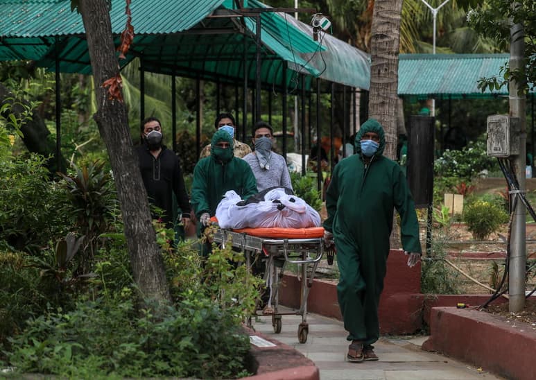 Los casos globales de COVID-19 confirmados por la Organización Mundial de la Salud (OMS) ascendieron hoy a 7.41 millones, mientras que las muertes desde el inicio de la pandemia son 418,294. (ARCHIVO)
