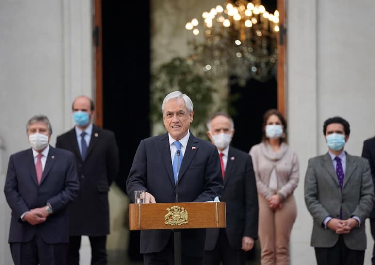 Piñera designó en su lugar a Enrique Paris, expresidente del Colegio Médico de Chile y una figura reconocida en el país, donde el coronavirus está en plena expansión y el balance total asciende a 167,355 infectados y 3,101 muertos.
(ARCHIVO)