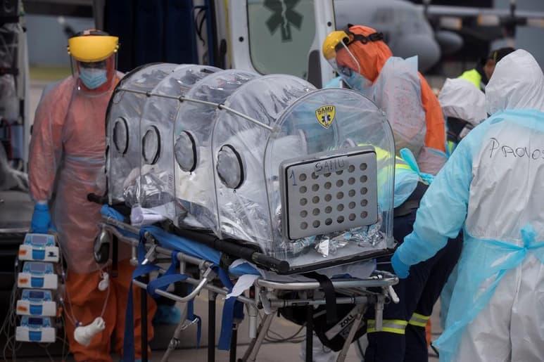 El coronavirus sigue sin dar tregua en Chile, donde este domingo se informó de 6,938 nuevos casos de COVID-19, el peor dato desde el inicio de la pandemia, y 222 muertes, lo que eleva el balance total a 174,293 infectados y 3,323 fallecidos. (ARCHIVO)