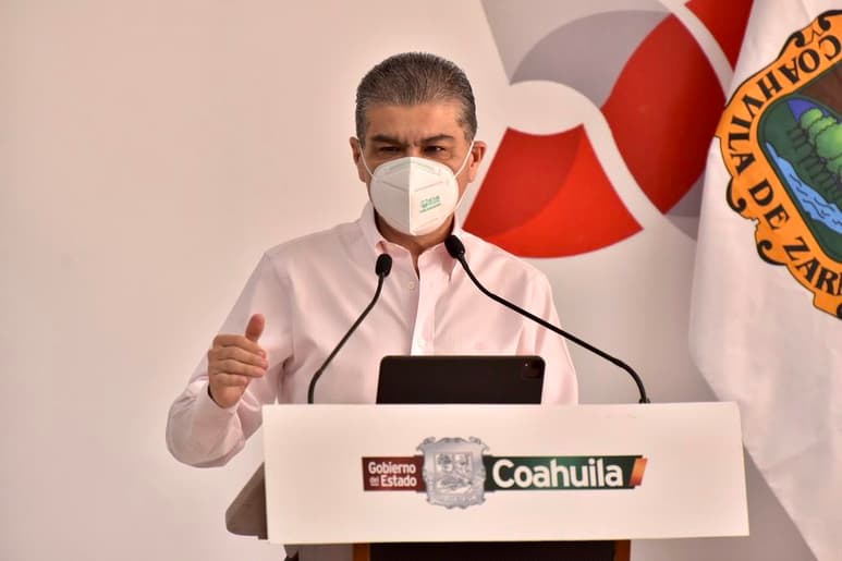 Riquelme negó que se trate de ocultar el panorama real de contagiados, hospitalizados y fallecimientos en la entidad. (ÉRICK SOTOMAYOR)