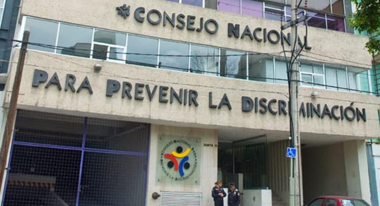 El Conapred fue creado por la Ley Federal para Prevenir y Eliminar la Discriminación (LFPED), aprobada el 29 de abril de 2003, publicada en el Diario Oficial de la Federación el 11 de junio del mismo año, durante el gobierno del presidente Vicente Fox.
(ARCHIVO)