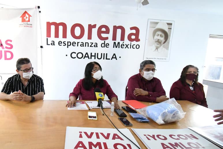 La diputada federal, Miroslava Sánchez Galván recordó que durante muchos años, han realizado caravanas y mítines de apoyo a López Obrador por lo que en este momento, consideran que es importante. (FERNANDO COMPEAN)