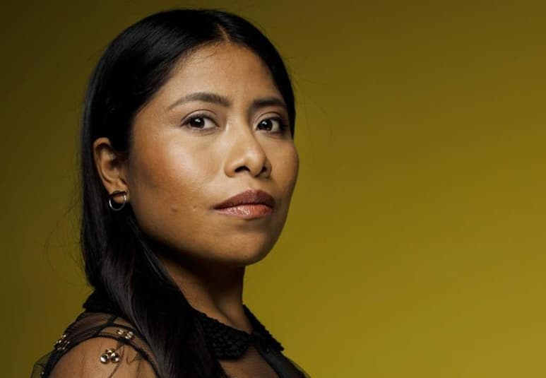 Yalitza Aparicio se enorgullece de su color de piel y de sus orígenes oaxaqueños, así lo reiteró en su cuenta de Twitter, donde compartió un poema referente a 'ser prieta'. (ESPECIAL)