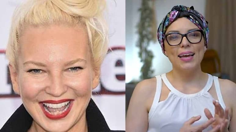 Ayuda. Sia observó un video en el que Rebecca dijo que antes de morir de cáncer deseaba entonar un tema de la australiana.