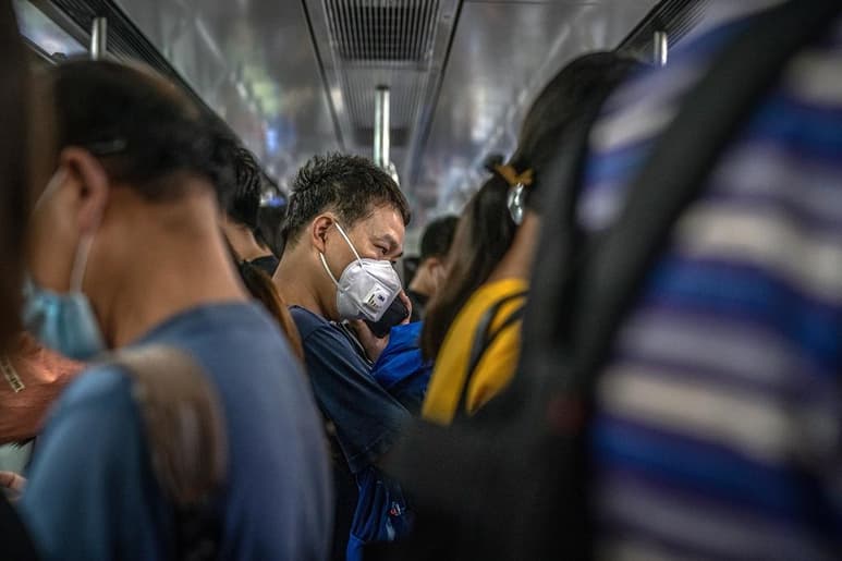 Hasta el lunes, 2.34 millones de residentes de Pekín se han sometido a test, lo que supone más de un 10 % de la población de la ciudad. (ARCHIVO) 