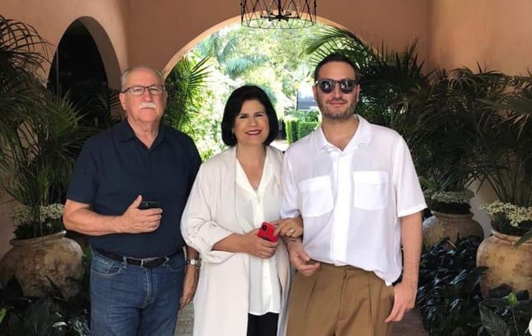 Después de pasar los primeros meses de la pandemia del coronavirus en la ciudad de Nueva York, donde reside, Jesús Navarro, el líder vocal del grupo Reik, decidió regresar a su México natal para pasar el resto del confinamiento en familia. (INSTAGRAM) 