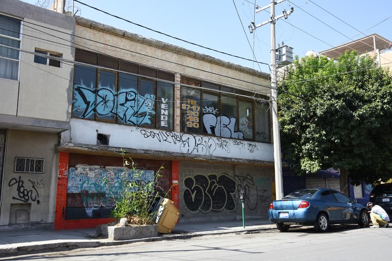 Van por mejoras de la imagen de edificios en la zona Centro de Torreón, principalmente en la Morelos y la calzada Colón. (EL SIGLO DE TORREÓN)