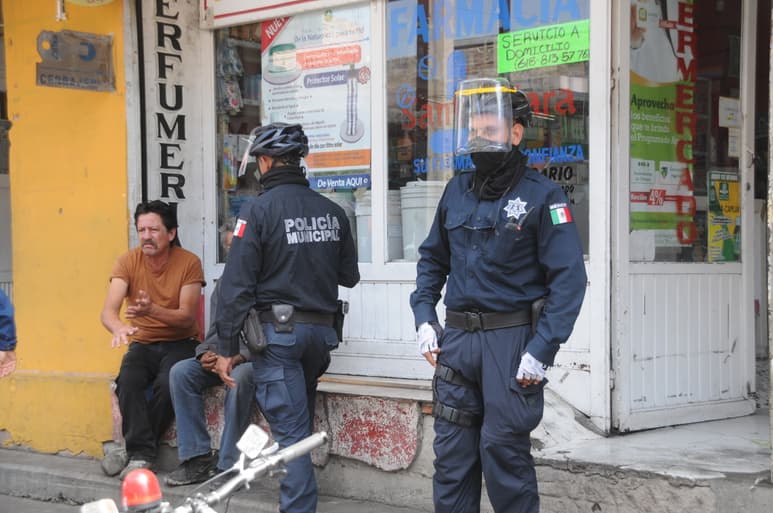 El 54 % cree que su trabajo como policía no es valorado y además se siente discriminado por los ciudadanos, especialmente los oficiales de los estados de Baja California y Ciudad de México.