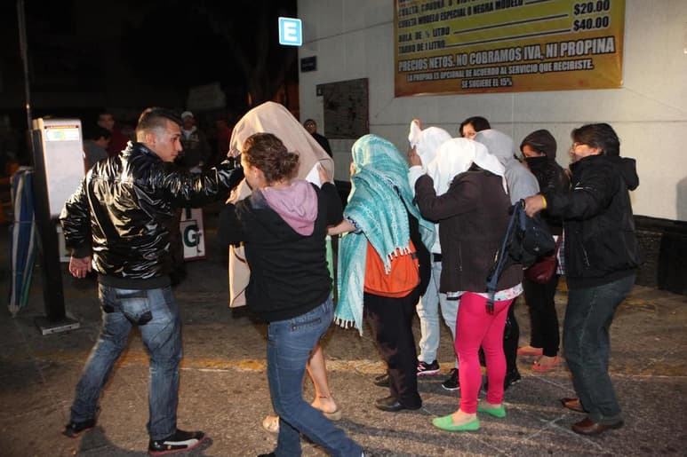 México sigue sin cumplir los estándares mínimos contra el tráfico de personas y se mantiene en el nivel 2 de la clasificación del Departamento de Estados Unidos, a pesar de los esfuerzos por tratar de erradicarlo con más y mejor investigación. (ARCHIVO)