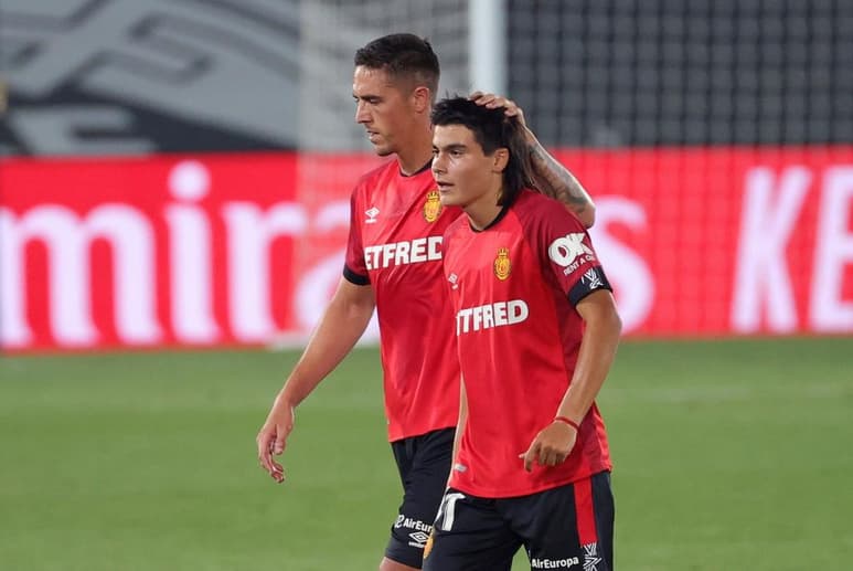 El jugador del Mallorca de 15 años, nacido en México y de padres argentinos, debutó la jornada pasada profesionalmente. (EFE)