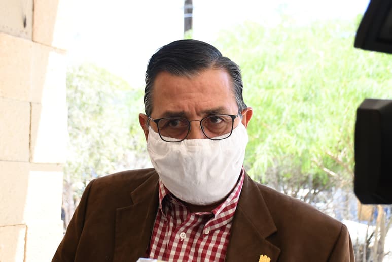 El funcionario estatal José Antonio Gutiérrez Jardón declaró que aún no hay una fecha para la reapertura de otros giros comerciales. (ARCHIVO)