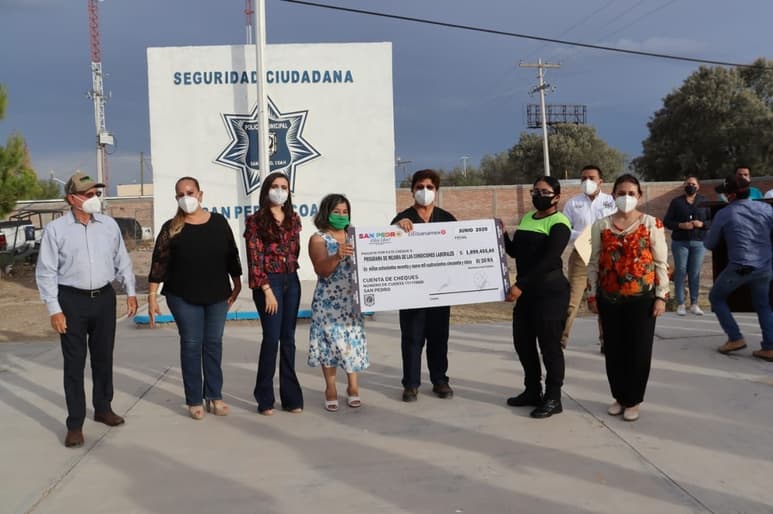 Se anuncian apoyos a los policías municipales. (EL SIGLO DE TORREÓN)