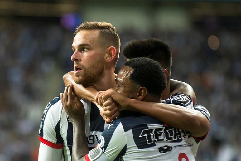 Los casos de COVID-19 en el futbol mexicano sigue presentes. (ARCHIVO)