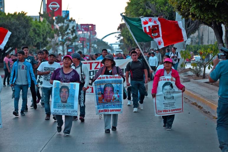 Funcionarios del gobierno federal indicaron que elementos de la Policía Federal Ministerial cumplimentaron la orden de aprehensión librada por un juez federal, por su probable responsabilidad en el delito de delincuencia organizada.
(ARCHIVO)