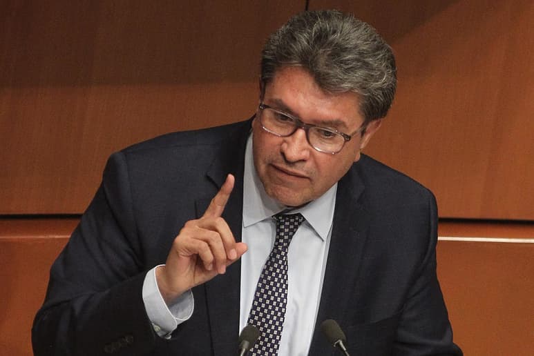 El coordinador de la Junta de Coordinación Política (Jucopo) del Senado, Ricardo Monreal Ávila (Morena) y los líderes de las otras bancadas que integran el pleno, dirigieron un mensaje de unidad política. (ARCHIVO)