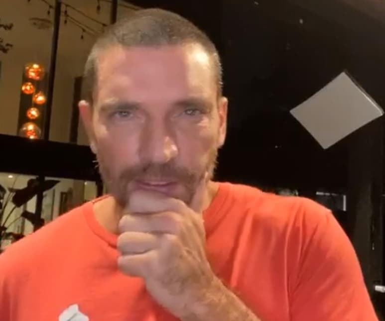 Ante la situación, algunos famosos se han pronunciado en favor del actor a través de los comentarios en Instagram, donde lo apoyan y algunos incluso acusan a Marjorie de dañar a el bienestar de su hijo con estas acciones. (INSTAGRAM)