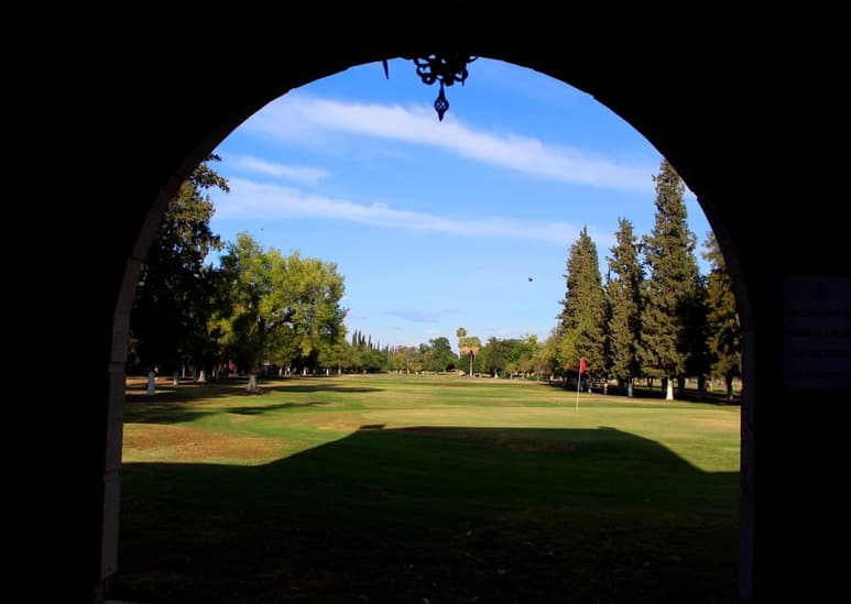 La belleza natural de este espacio representa todo un patrimonio para La Laguna, al ser el segundo campo de golf más antiguo de México. (Fotografías de RaveloSport)