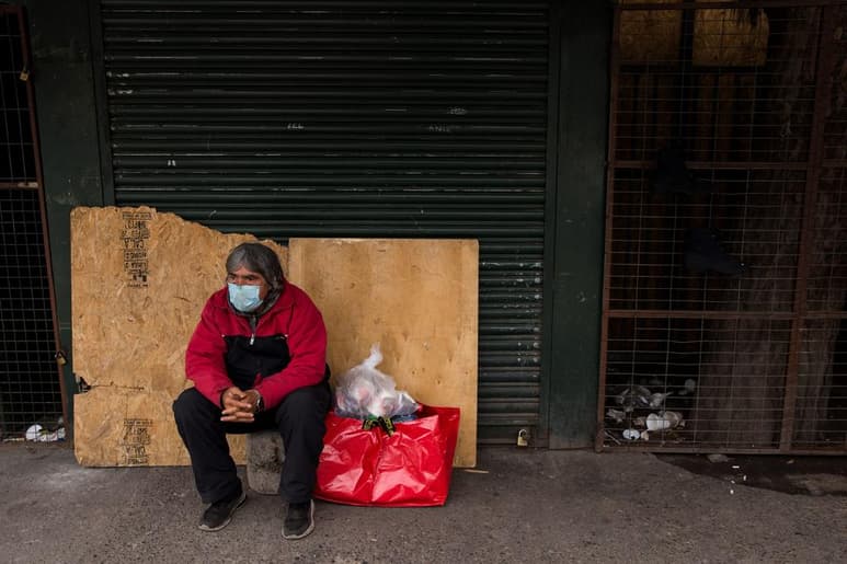 Las autoridades sanitarias de Chile informaron este martes de 3,394 nuevos contagios de coronavirus las últimas 24 horas, la cifra más baja desde el pasado 18 de mayo. (ARCHIVO) 