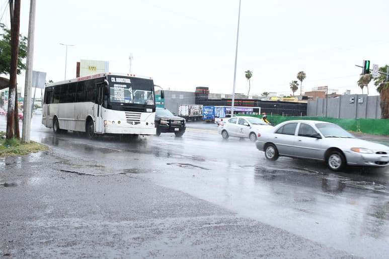 Para el fin de semana, el pronóstico es de un cielo medio nublado, aunque bajaría la posibilidad de lluvia, sin embargo, sólo sería por unos días, pues se prevé que regresen nuevamente la próxima semana. (ARCHIVO)