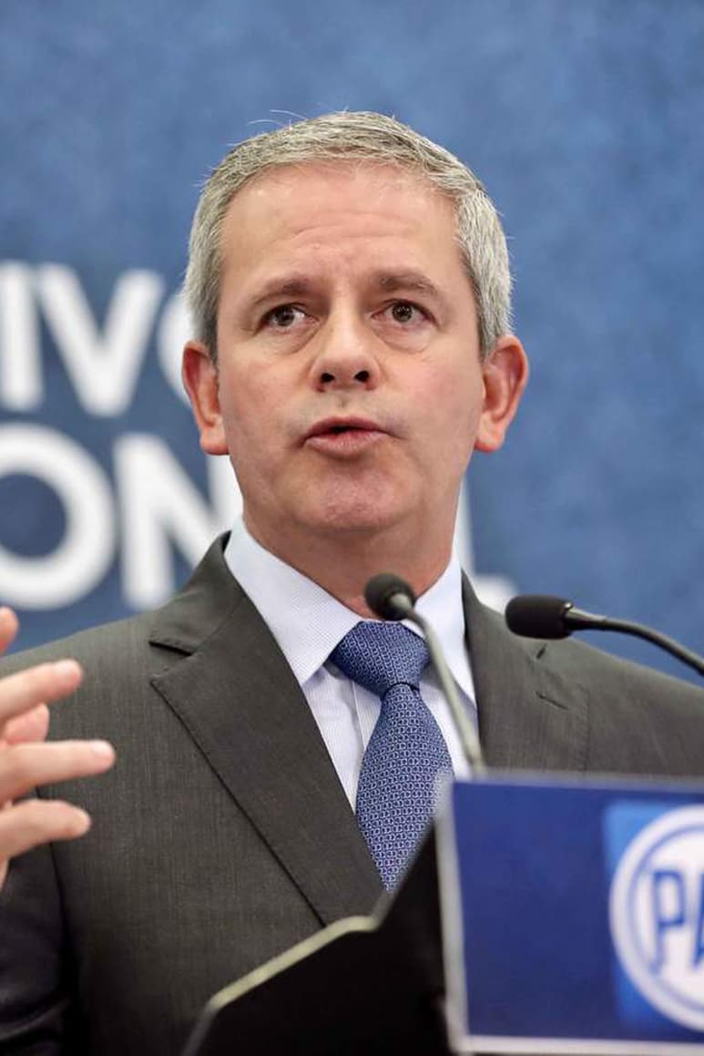 Torres Cofiño se manifestó en contra de Beatriz Gutiérrez.