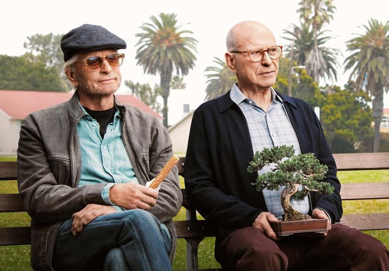 Desde su estreno, 'The Kominsky Method' recibió buenas críticas, con dos Globos de Oro y tres nominaciones a los Emmy para esta historia en la que Douglas interpreta a un actor retirado que se gana la vida como un reconocido profesor de interpretación. (INTERNET)