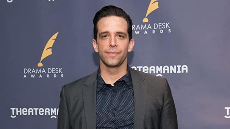 Cordero, de 41 años y nominado al premio Tony, fue hospitalizado en Los Ángeles en marzo tras contraer la COVID-19, enfermedad por la que ha sufrido varias complicaciones severas y tuvo que amputarse una pierna, señaló la esposa, Amanda Kloots, en el magazine CBS This Morning. (INTERNET)