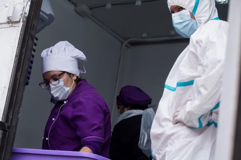 Chile se acerca a los 300,000 contagios con realidades muy distintas: mientras la pandemia parece remitir en la capital, la zona norte del país se convierte en el foco más preocupante. (ARCHIVO)