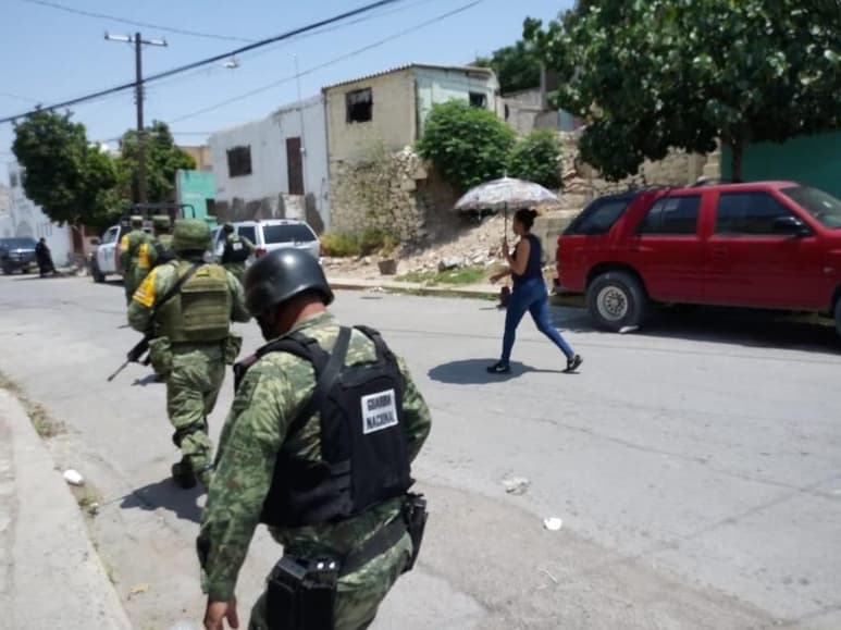Familiares realizaron la identificación de los cinco personas abatidas sobre el sector poniente de Torreón que se enfrentaron a tiros con elementos de seguridad. (EL SIGLO DE TORREÓN)