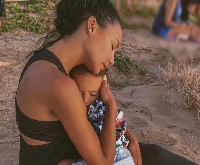 A través Twitter, la policía de Ventura, California compartió la llamada al 911 que realizó el matrimonio que encontró al hijo de 4 años de la actriz Naya Rivera dormido en el bote en el que había ingresado con ella al Lago Piru. (INTERNET)