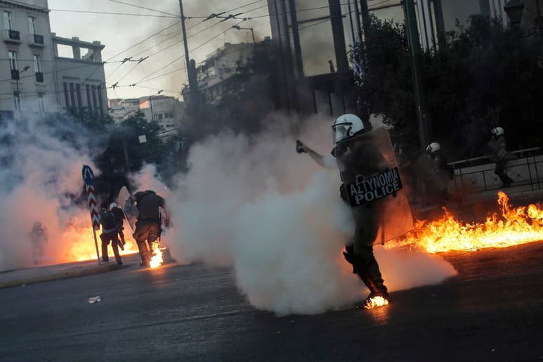 Las concentraciones tuvieron lugar en Atenas y en otras 40 ciudades en contra de los planes del Gobierno de centro-derecha. (EFE)
