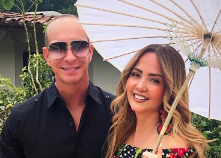 El cantante y la conductora se demuestran su amor cada que pueden. (INSTAGRAM)