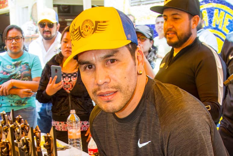 El 25 de enero de 2010 Cabañas recibió un disparo en la cabeza mientras estaba en el Bar Bar, en la Ciudad de México. Milagrosamente sobrevivió, pero su carrera se terminó.
(ARCHIVO)