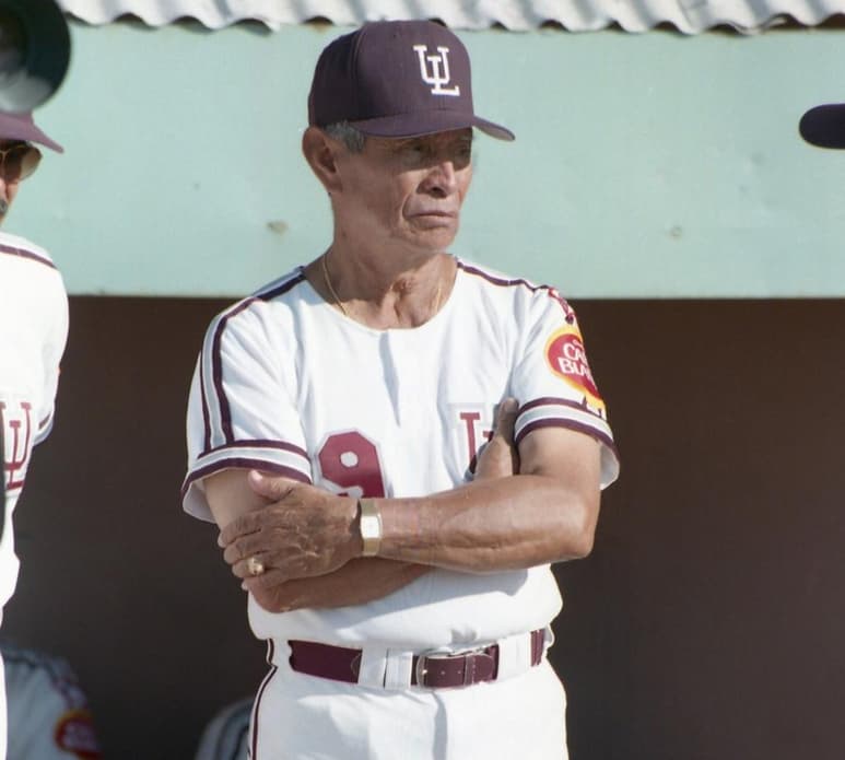 José 'Zacatillo' Guerrero partió al diamante celestial en diciembre de 2009. (RAMÓN SOTOMAYOR)
