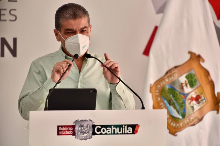 El mandatario reconoció que esta reactivación es lenta, pero considera que es segura. (ARCHIVO)