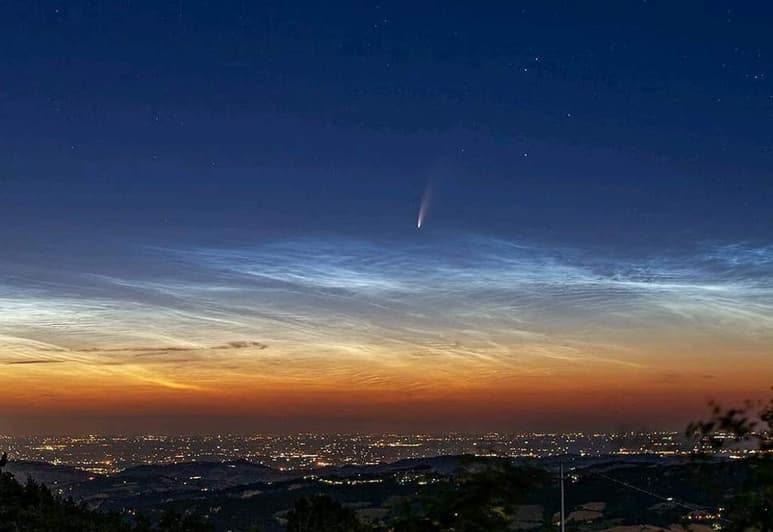El Instituto de Astronomía indica que la mejor hora para ser parte de este fenómeno, es una hora después del atardecer, aproximadamente a las 08:15 pm. (INSTAGRAM/Sky and Telescopemag)