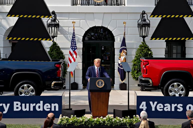 El presidente de Estados Unidos (EUA), Donald Trump, pidió en una entrevista emitida este domingo que los medios se fijen más en la situación de COVID-19 en México y menos en la de su país, e insistió en que el tiempo le dará la razón y la enfermedad provocada por el nuevo coronavirus 'desaparecerá'. (EFE)