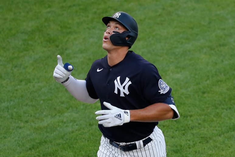 Aaron Judge conectó dos cuadrangulares en el juego de ayer. (AP)