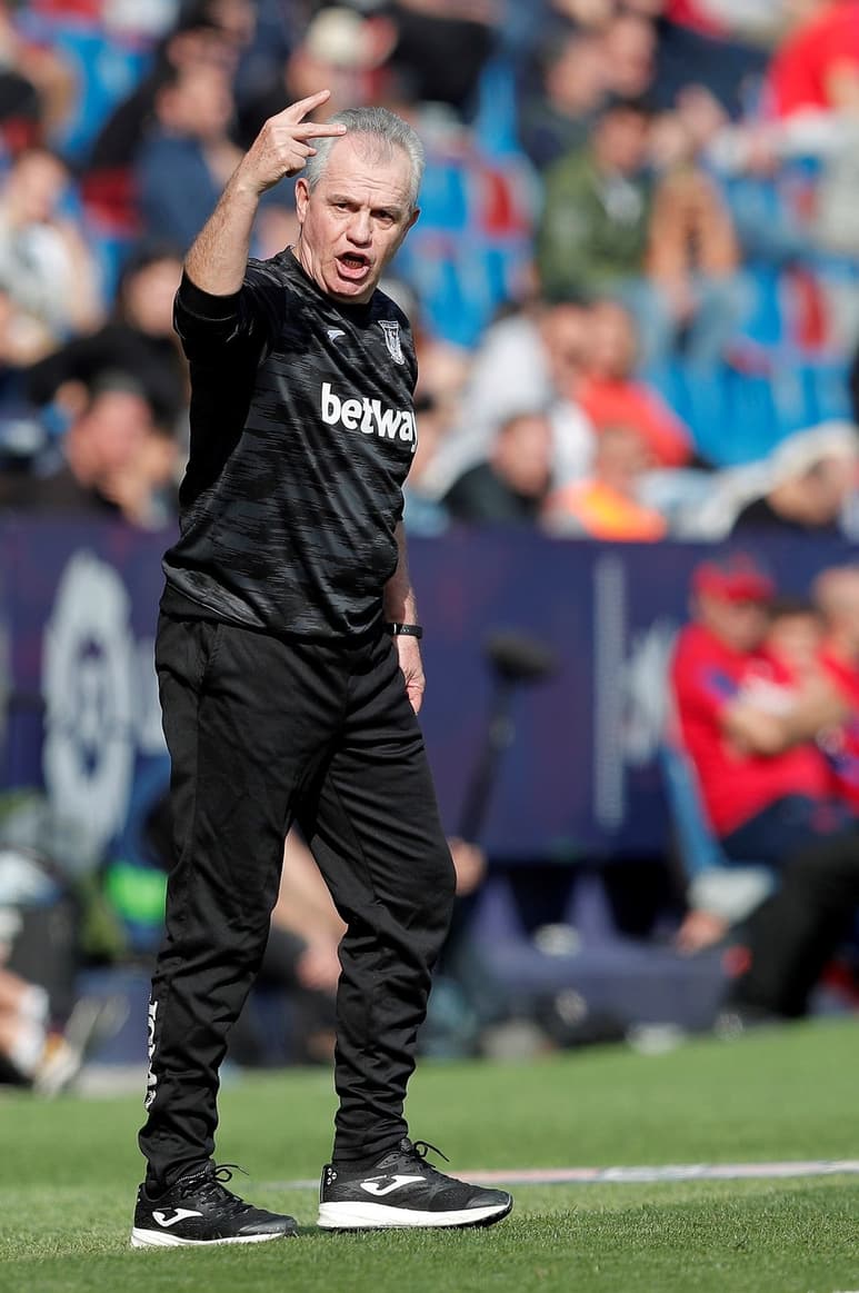 El técnico mexicano Javier Aguirre no pudo evitar el descenso del Leganés. (ARCHIVO)