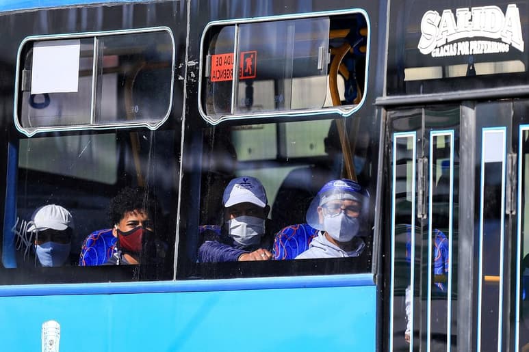 Quito, la capital ecuatoriana, totalizó 11,524 casos del coronavirus SARS-CoV-2, tan sólo 219 menos que la ciudad costera de Guayaquil, la más castigada por la enfermedad de la COVID-19 en Ecuador. (ARCHIVO)