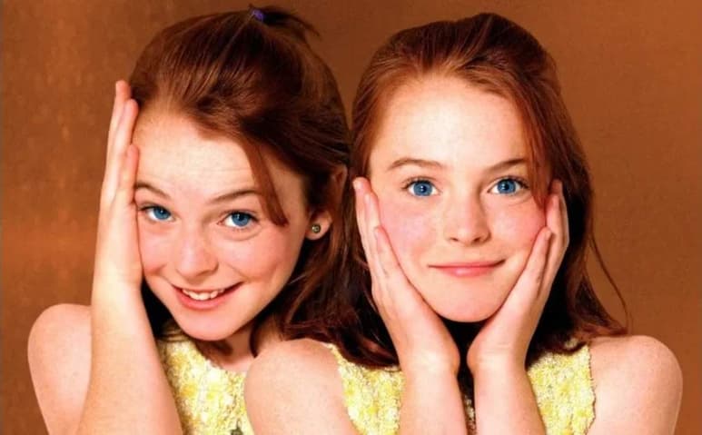 Lindsay Lohan y el elenco de una de las películas que marcaron la infancia de muchos personas, Juego de Gemelas, sorprendieron al realizar un reencuentro virtual para conmemorar los 22 años del estreno de la película de Disney.
(ESPECIAL)