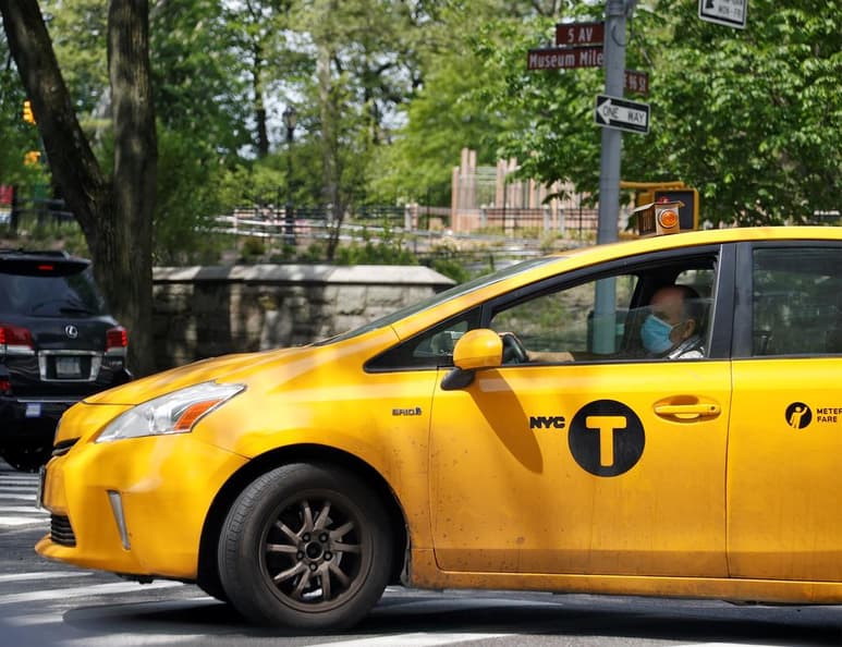 El sistema de transporte público de Nueva York (MTA) presenta un déficit de 16,200 millones de dólares hasta 2024 debido a la crisis del coronavirus. (ARCHIVO)