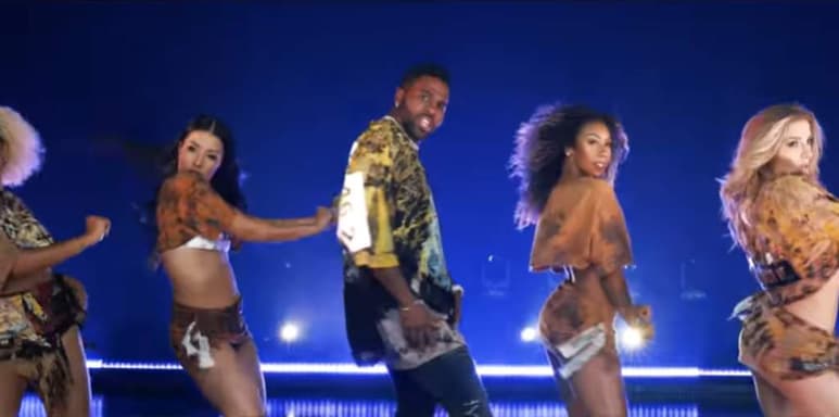 Los fans del artista han dado su aprobación al tema Take You Dancing. (ESPECIAL)
