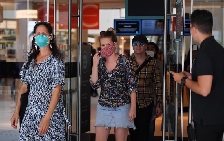 Las muertes por COVID-19 en el Reino Unido se elevaron oficialmente hoy a 45,759, tras sumar 7 en 24 horas, lo que marca una tendencia descendente en el país. (ARCHIVO)