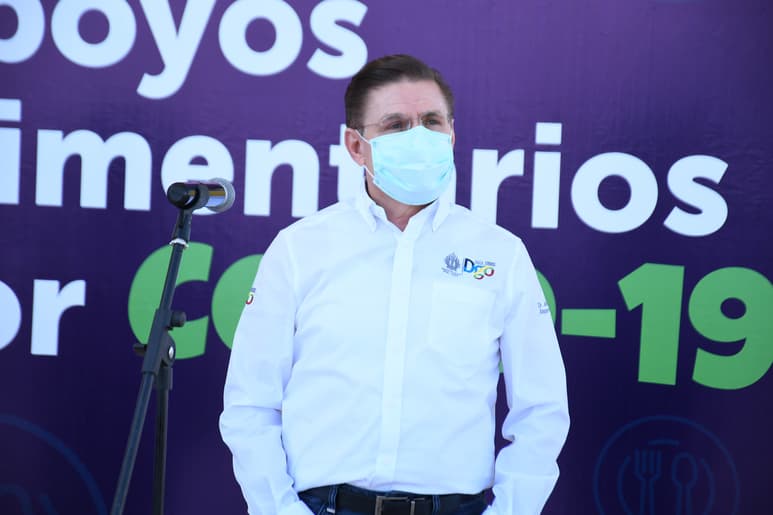 El gobernador de Durango escribió en sus redes sociales que confía en su pronta recuperación y que estará en aislamiento.
