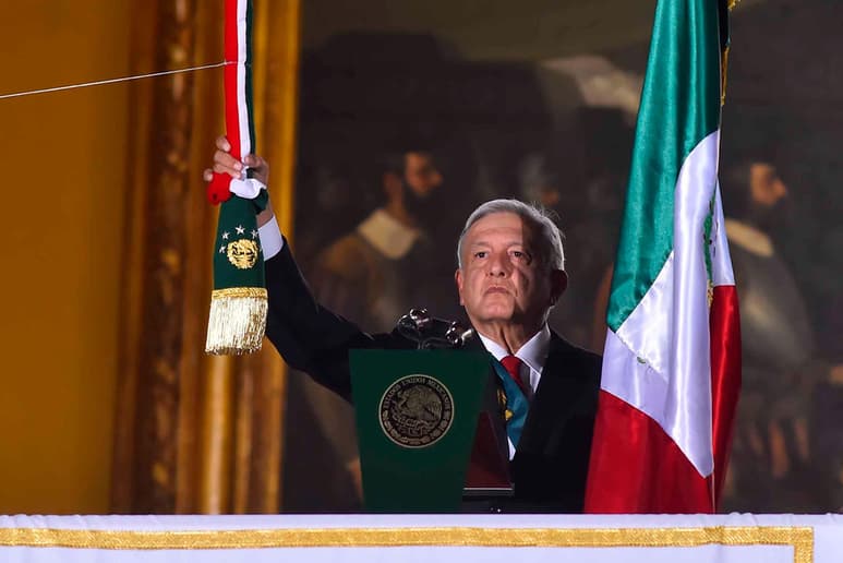 El titular del Ejecutivo federal informó que aún se analiza si en estas celebraciones se permitirá la presencia de personas debido a la pandemia del coronavirus. (ARCHIVO)