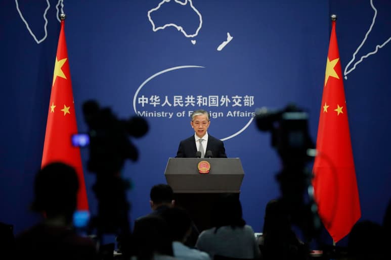 China busca el apoyo del resto del mundo, y especialmente de Europa, ante lo que considera una actuación 'hegemónica' de EUA que lleva al planeta a una nueva guerra fría. (ARCHIVO)