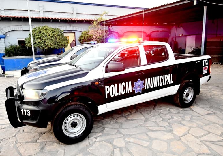 Aseguran a un hombre que manejaba motocicleta robada; otro más fue detenido por robo de autopartes. (EL SIGLO DE TORREÓN)